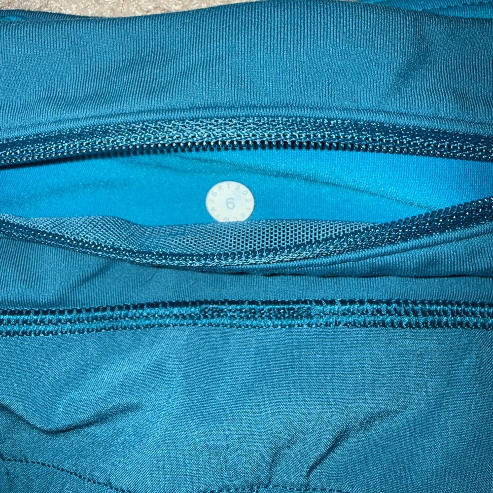 Lululemon shorts - Picture 3 of 3